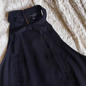 🖤 Black Sleeveless Blouse w/ Bow 🖤